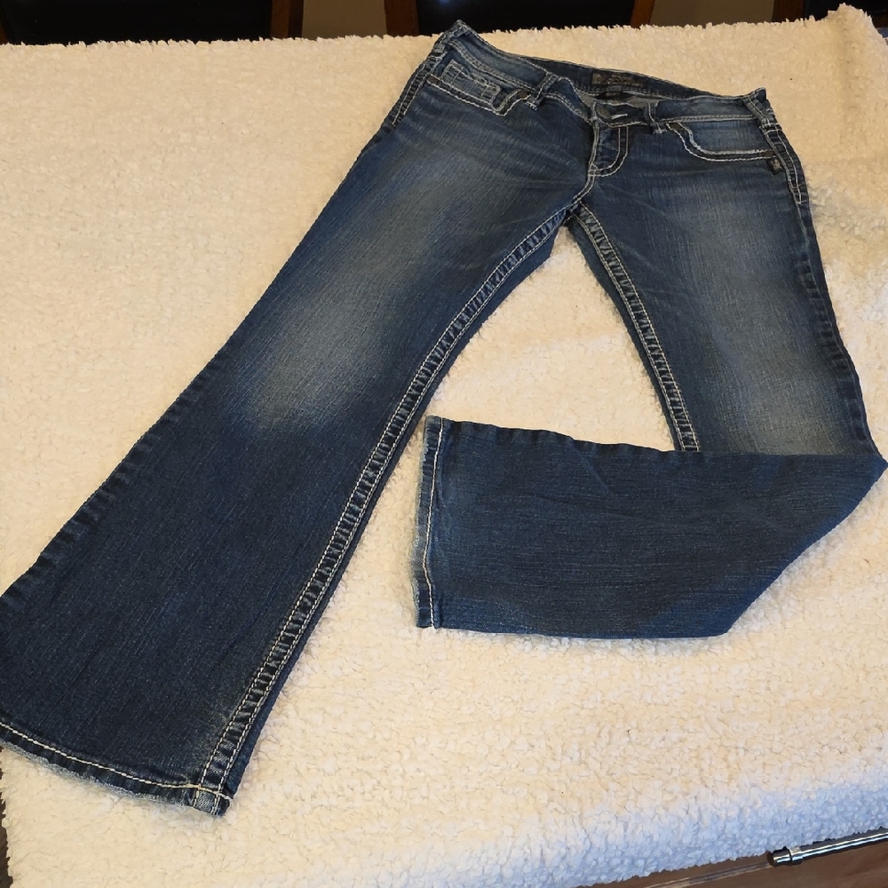Silver Jeans Women's Dark Blue Flare Jeans